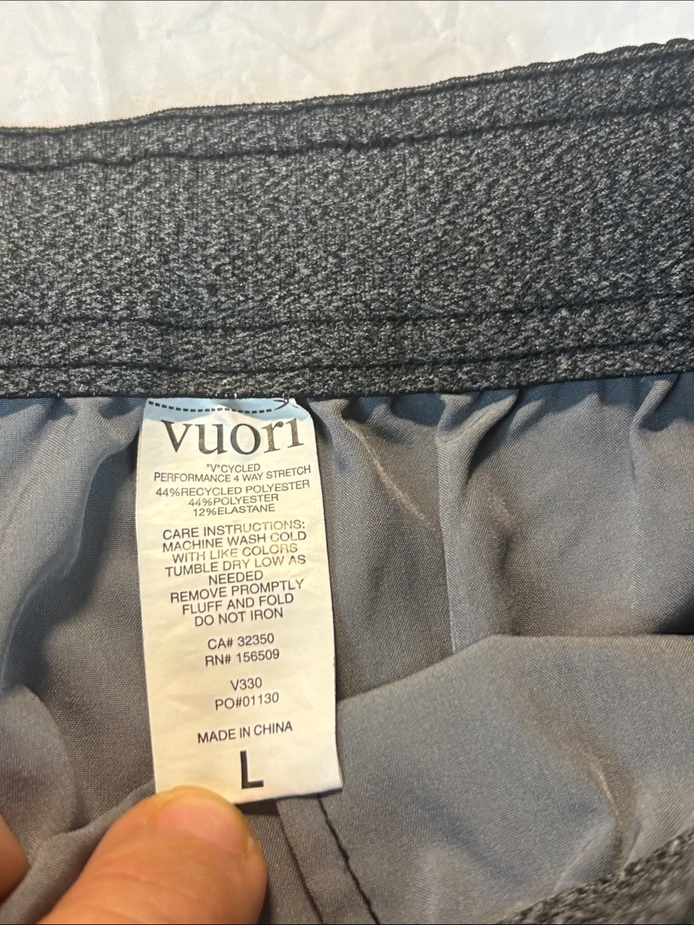 VUORI BLK/GRAY SHORTS